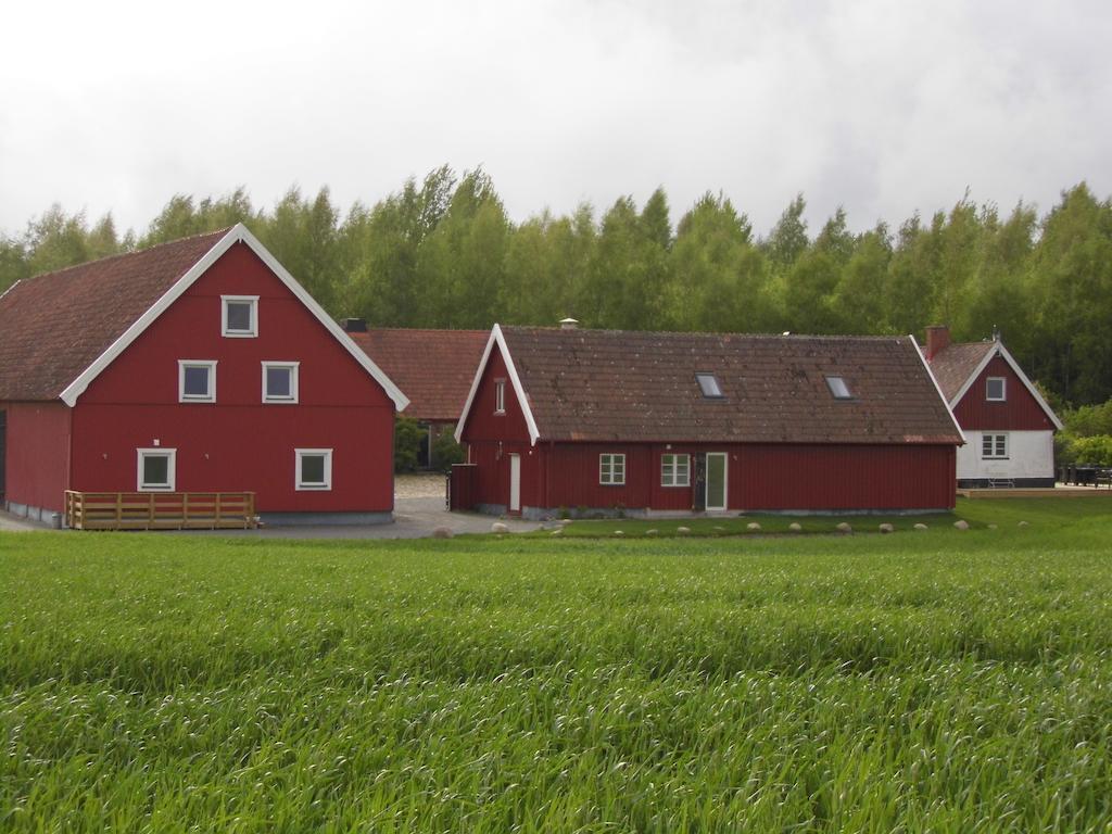 Red Bird Farm Panzió Ystad Kültér fotó